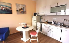 Oasis Apartment